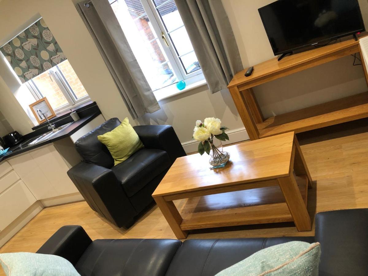 The Old Printworks - New Self Contained Apartment In The Heart Of Thame - Magenta מראה חיצוני תמונה